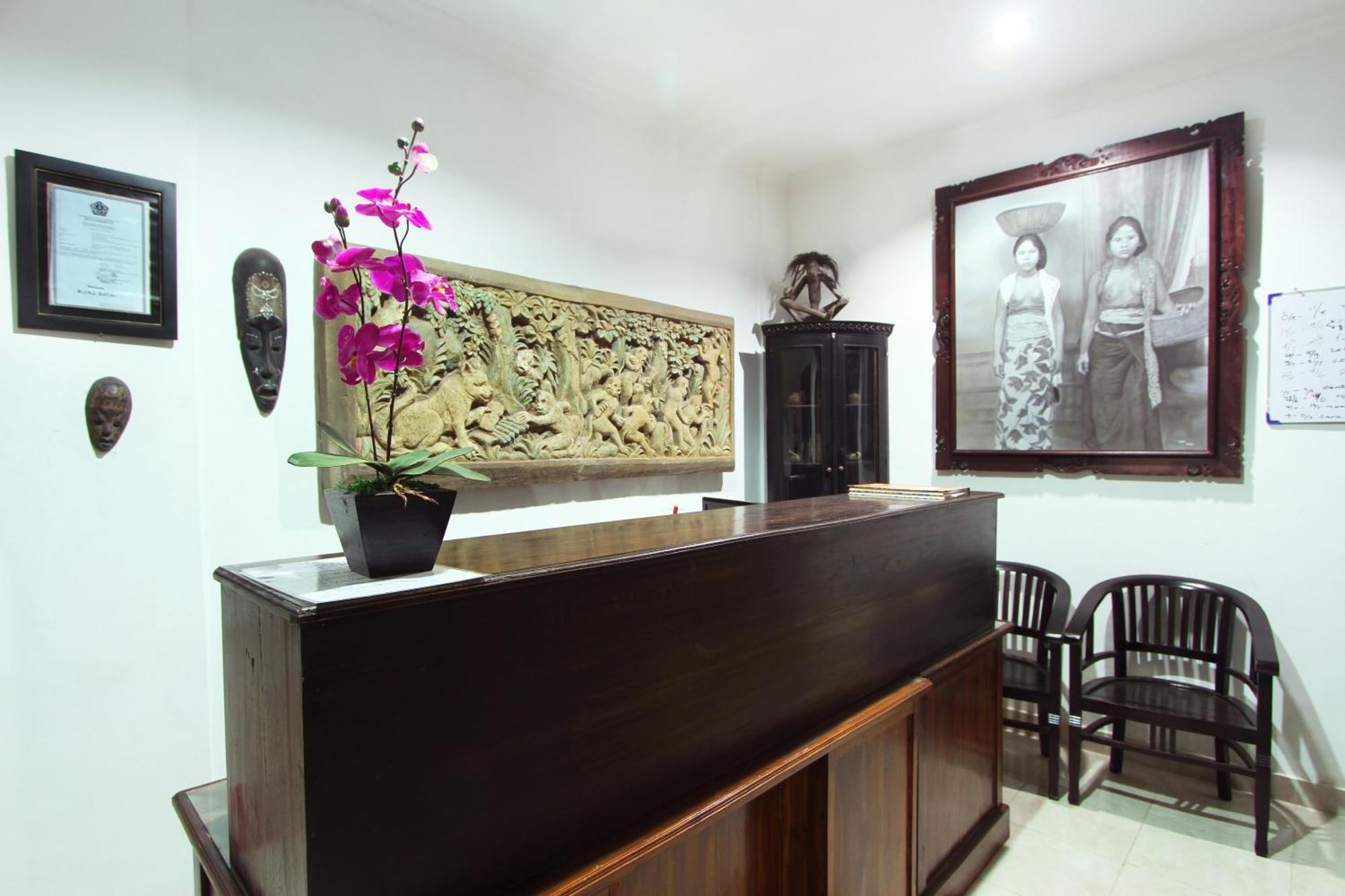 เรดดอร์ซ เนียร์ สตาเดียน กอมป์ยัง ซูจานา บาหลี Hotel เดนปาซาร์ ภายนอก รูปภาพ